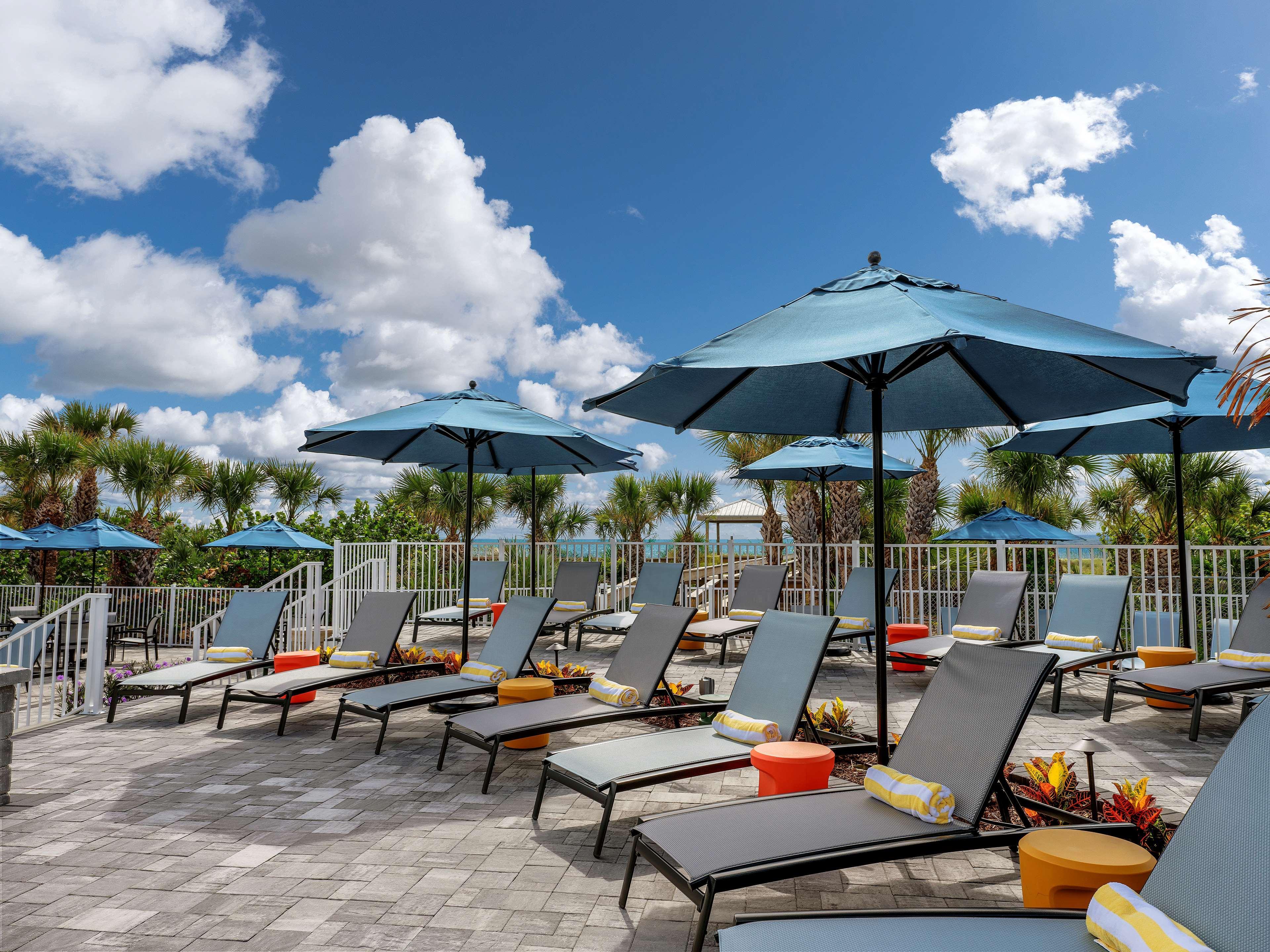 Hilton Garden Inn Cocoa Beach-Oceanfront, Fl מראה חיצוני תמונה