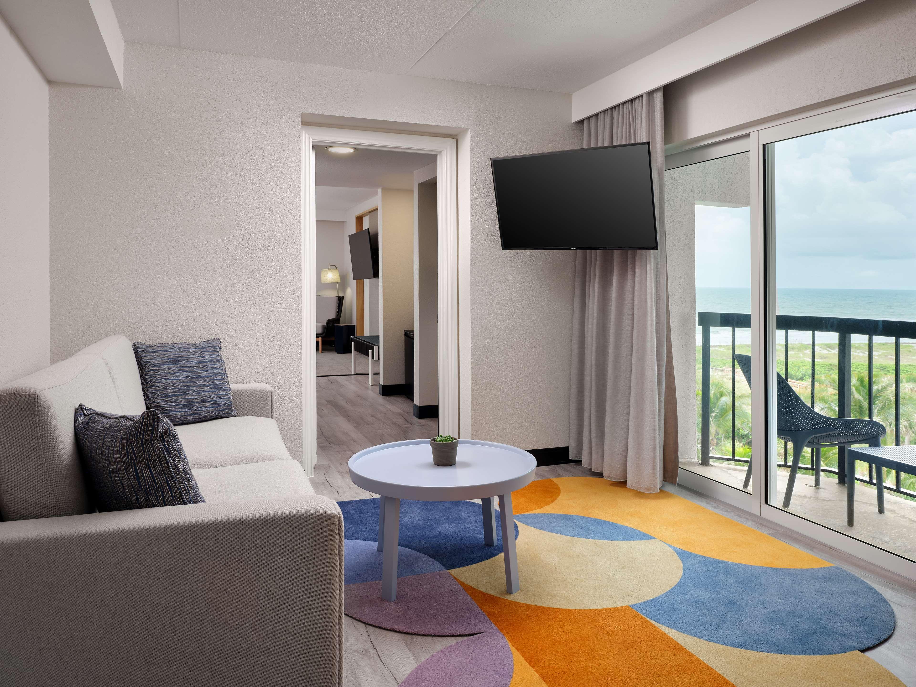 Hilton Garden Inn Cocoa Beach-Oceanfront, Fl מראה חיצוני תמונה