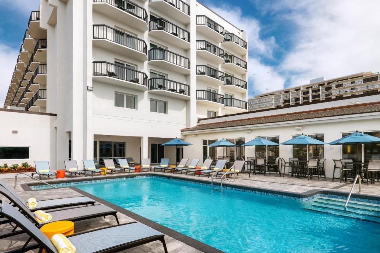 Hilton Garden Inn Cocoa Beach-Oceanfront, Fl מראה חיצוני תמונה