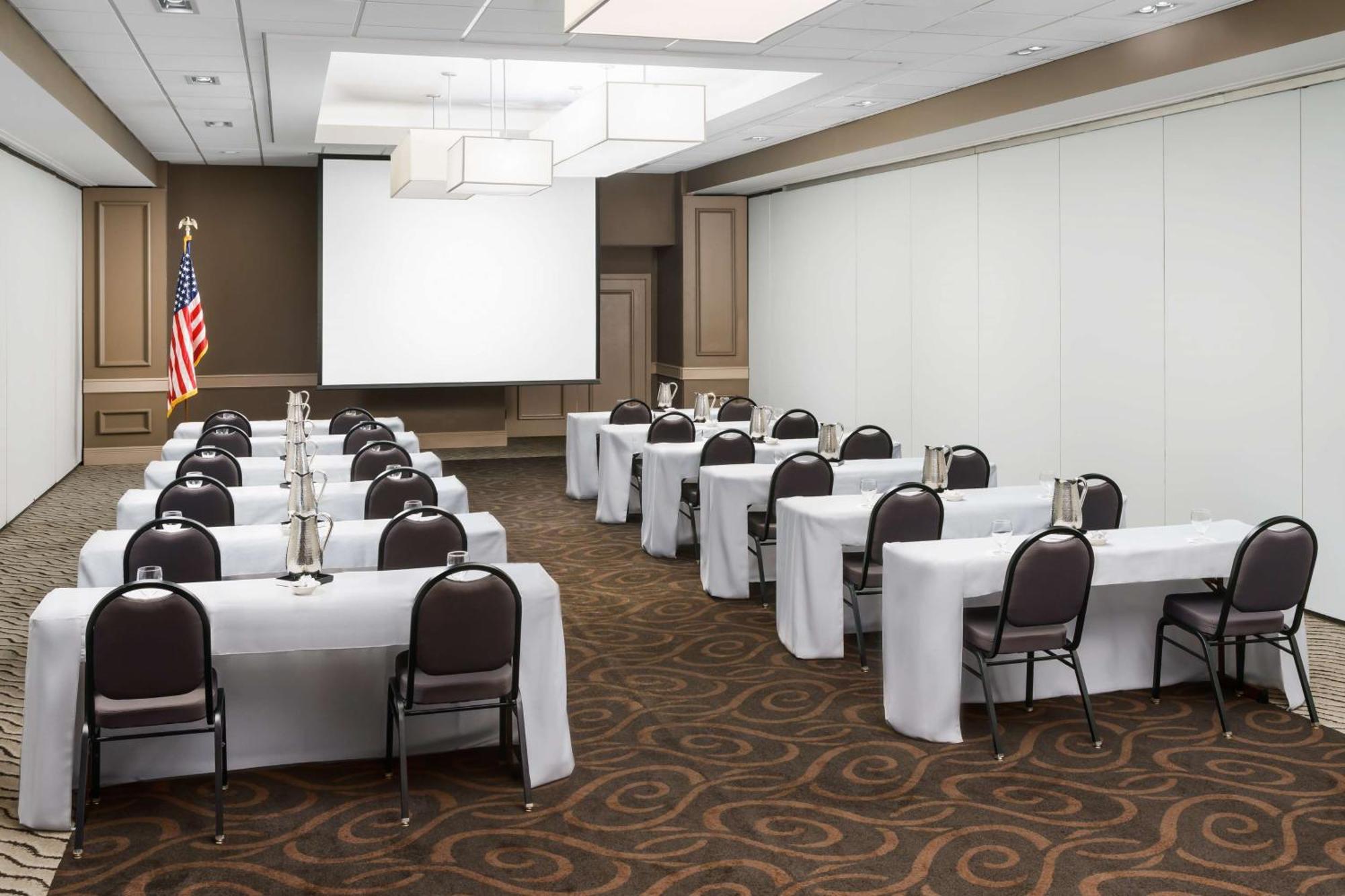 Hilton Garden Inn Cocoa Beach-Oceanfront, Fl מראה חיצוני תמונה