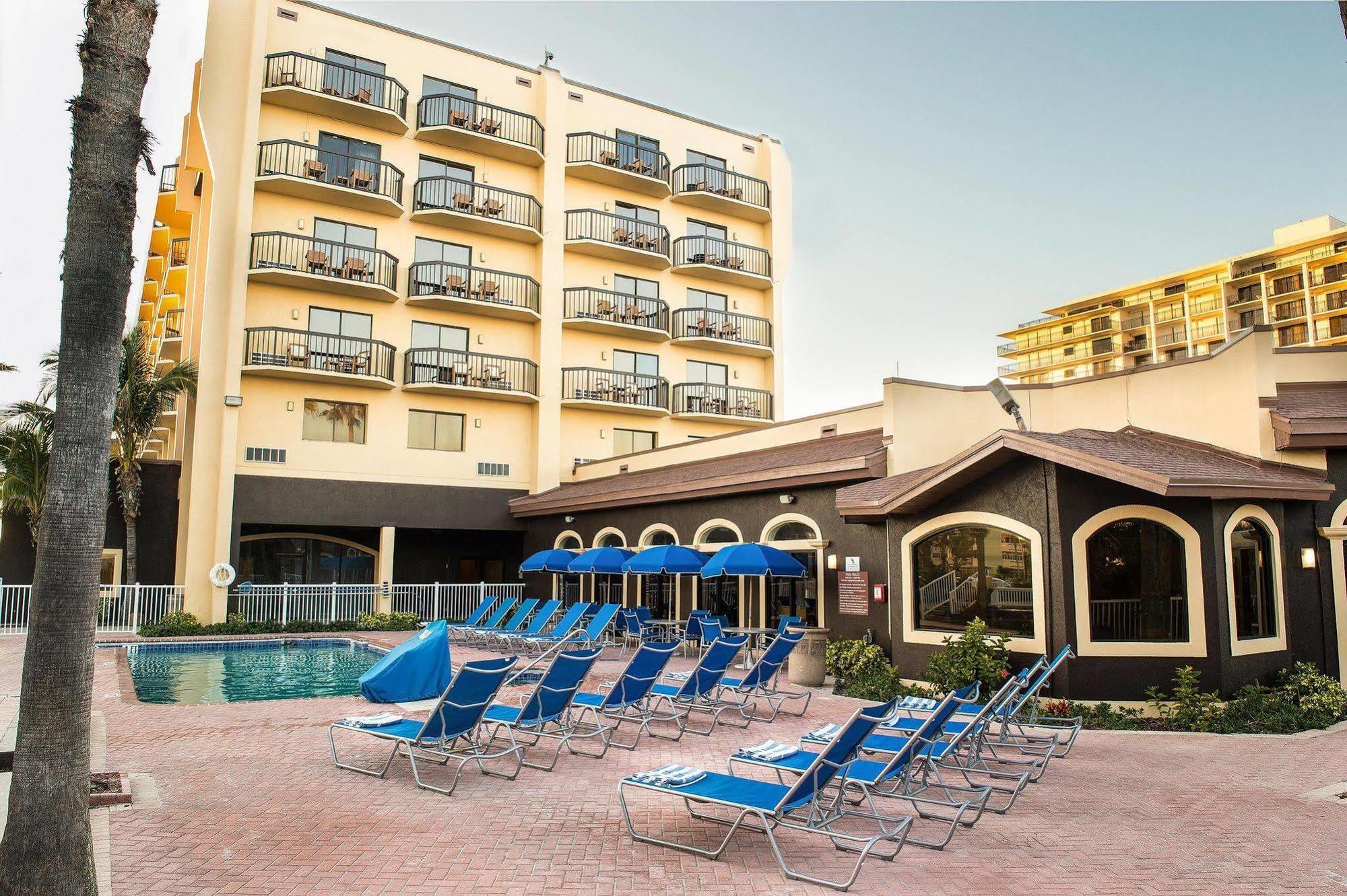 Hilton Garden Inn Cocoa Beach-Oceanfront, Fl מראה חיצוני תמונה